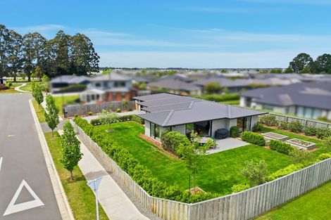 Photo of property in 2 Hepburn Place, Rolleston, 7614