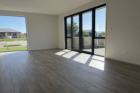 Photo of property in 33 Raptor Street, Rolleston, 7615