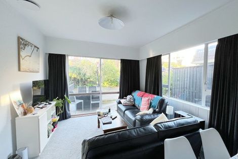 Photo of property in 4 Burns Avenue, Takapuna, Auckland, 0622