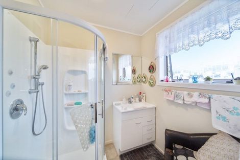 Photo of property in 124b Govett Avenue, Frankleigh Park, New Plymouth, 4310