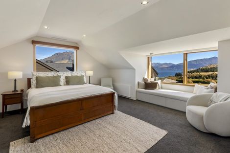 Photo of property in 10 Bluff View Terrace, Drift Bay, Queenstown, 9371