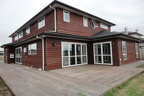 Photo of property in 4 Rossini Court, Karaka, Papakura, 2113