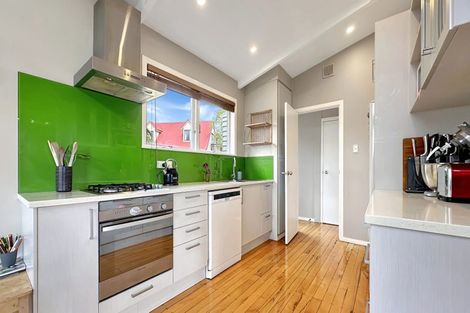 Photo of property in 40a/1 Woodglen Road, Glen Eden, Auckland, 0602