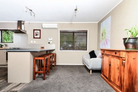 Photo of property in 122 Grey Street, Cambridge, 3434