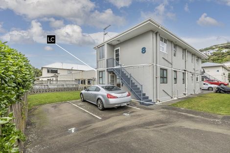 Photo of property in 127u7 Queens Drive, Lyall Bay, Wellington, 6022