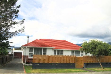 Photo of property in 25 Rosina Street, Clouston Park, Upper Hutt, 5018