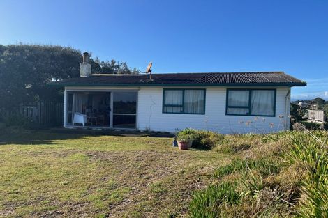 Photo of property in 83 Rua Avenue, Waitarere Beach, Levin, 5510