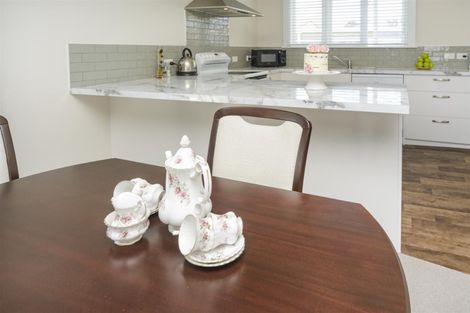 Photo of property in 7 Station Road, Marton, 4710