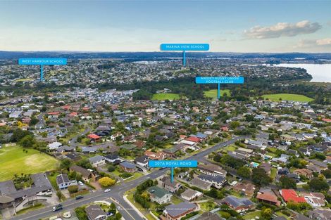 Photo of property in 207 Royal Road, Massey, Auckland, 0614