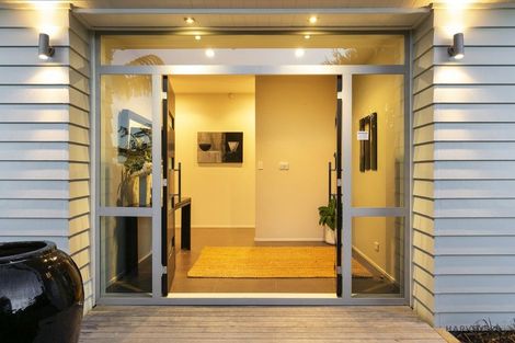 Photo of property in 188 Scenic Drive, Titirangi, Auckland, 0604