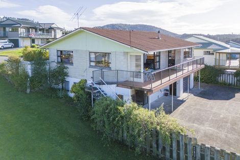 Photo of property in 9 Landel Place, Whitianga, 3510