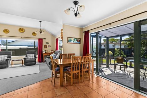 Photo of property in 66b Napier Road, Havelock North, 4130