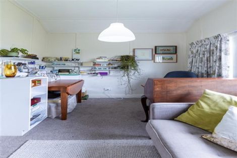 Photo of property in 17 Rhodes Street, Waimate, 7924