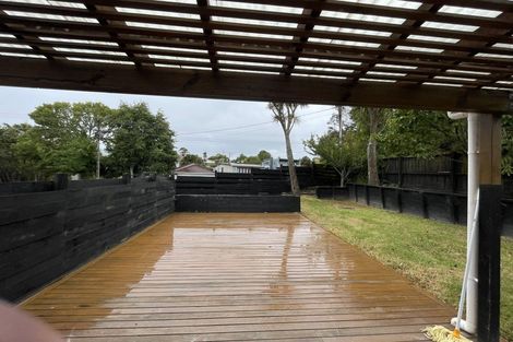 Photo of property in 80 Kaurilands Road, Titirangi, Auckland, 0604