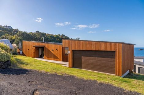 Photo of property in 92 Grange Road, Hahei, Whitianga, 3591