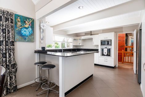 Photo of property in 28 Welland Place, Island Bay, Wellington, 6023