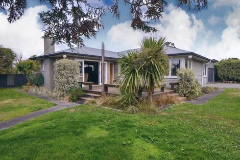 Photo of property in 22 Humphries Street, Greytown, 5712
