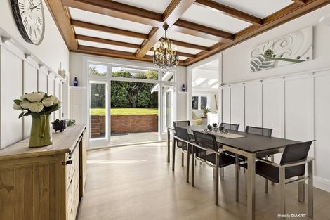 Photo of property in 9 Chisenhall Street, Karori, Wellington, 6012