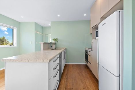 Photo of property in 63 Awaruku Road, Torbay, Auckland, 0630