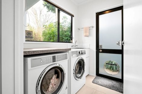 Photo of property in 2a Edgecumbe Street, Whitiora, Hamilton, 3200