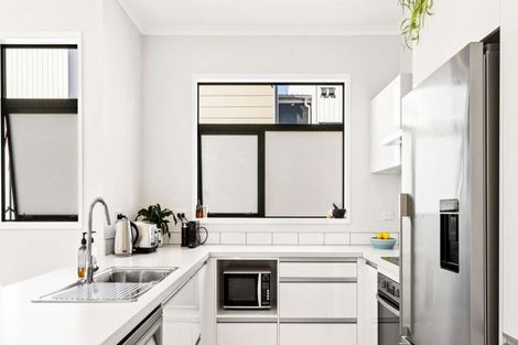 Photo of property in 74 Mapou Road, Hobsonville, Auckland, 0616