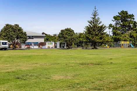 Photo of property in 120 Seventh Avenue, Urenui, 4377
