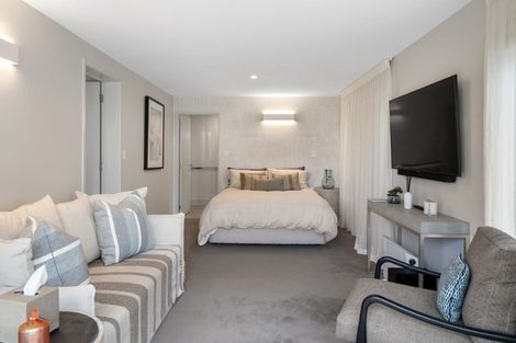 Photo of property in 8b Oceanbeach Road, Mount Maunganui, 3116