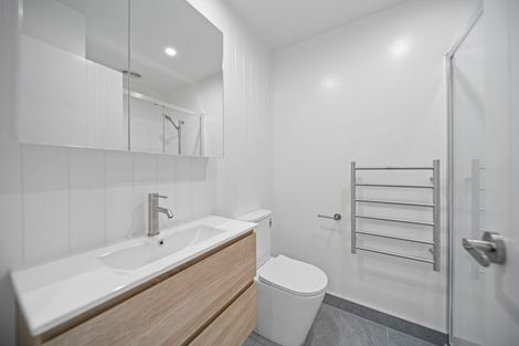Photo of property in 7/97 Atkinson Road, Titirangi, Auckland, 0604