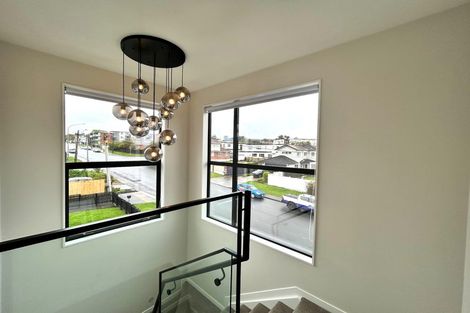 Photo of property in 17a Bardia Street, Belmont, Auckland, 0622