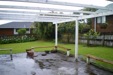 Photo of property in 149 Botany Road, Botany Downs, Auckland, 2010