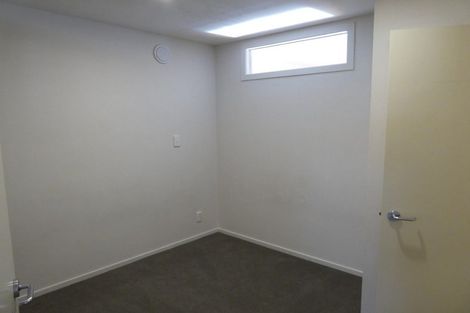 Photo of property in 2 Pickering Street, Kaiwharawhara, Wellington, 6035