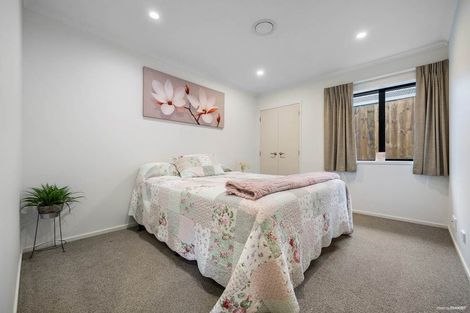 Photo of property in 15 Orangewood Drive, Northpark, Auckland, 2013