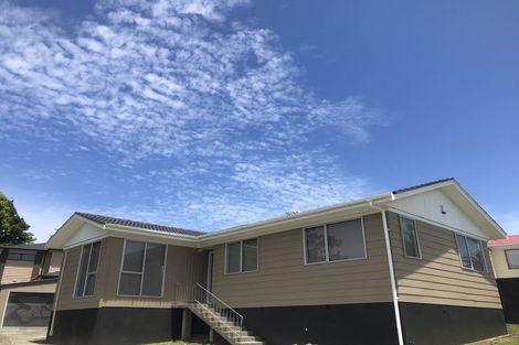 Photo of property in 7 Caringbah Drive, Papatoetoe, Auckland, 2025