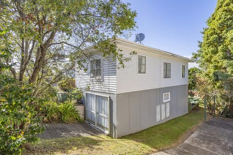 Photo of property in 21 View Road, Glenfield, Auckland, 0627