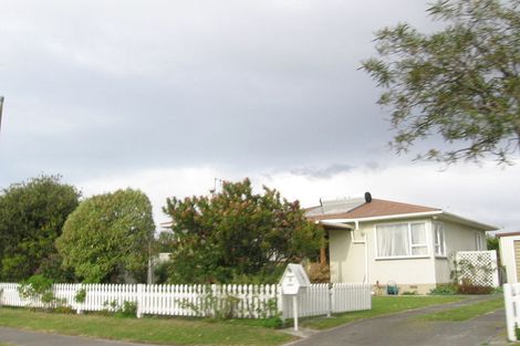 Photo of property in 2-4 Donegal Crescent, Tamatea, Napier, 4112