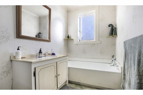 Photo of property in 76 Manuroa Road, Takanini, 2112