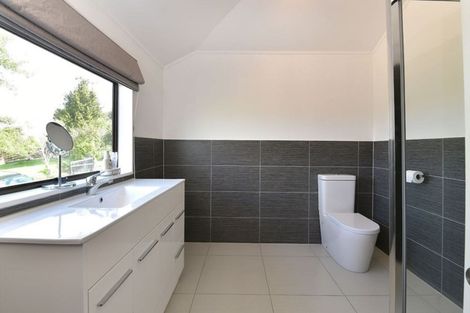 Photo of property in 1168 Old North Road, Helensville, Waimauku, 0882