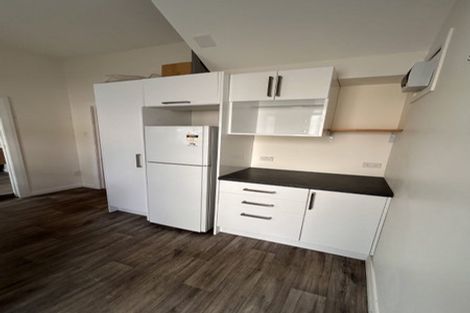 Photo of property in 39 Thompson Street, Mount Cook, Wellington, 6011