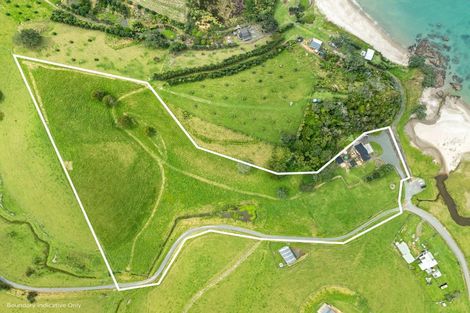 Photo of property in 178 Ngahau Bay Road, Helena Bay, Hikurangi, 0184