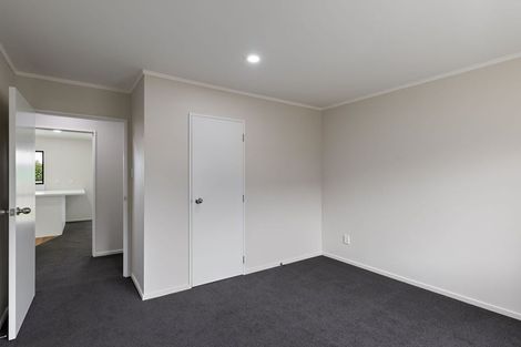 Photo of property in 21 Logan Way, Kelvin Grove, Palmerston North, 4414