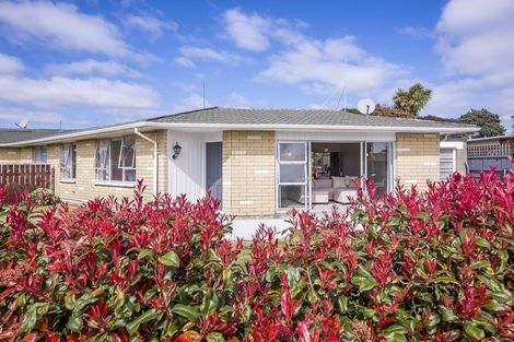 Photo of property in 86 Gray Avenue, Paraparaumu Beach, Paraparaumu, 5032
