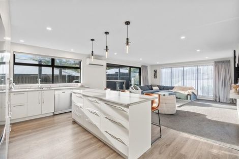 Photo of property in 64 Heathfield Drive, Mosgiel, 9024