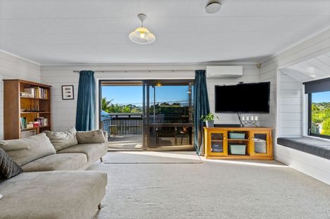 Photo of property in 1/122 Verran Road, Birkdale, Auckland, 0626