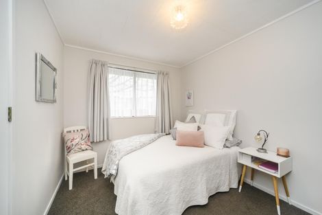Photo of property in 6 Mercury Street, Milson, Palmerston North, 4414