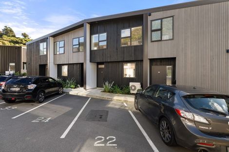 Photo of property in 22 Rua Kai Way, Brooklyn, Wellington, 6021