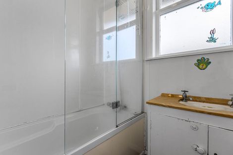 Photo of property in 9 Henderson Crescent, Parkvale, Tauranga, 3112