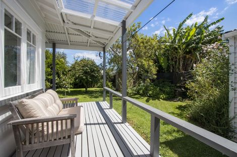 Photo of property in 36 Park Road, Katikati, 3129