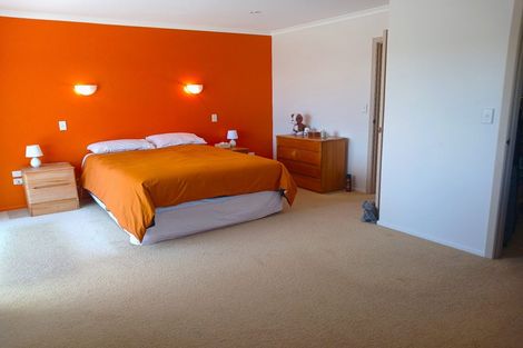 Photo of property in 11 Ocean View Road, Cable Bay, 0420