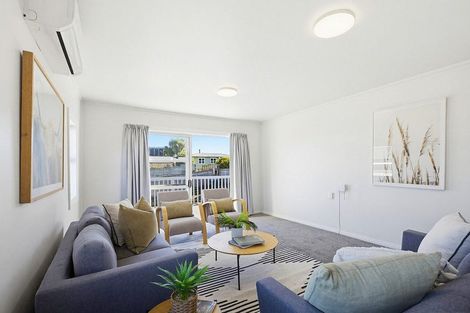Photo of property in 8 Herewini Street, Titahi Bay, Porirua, 5022