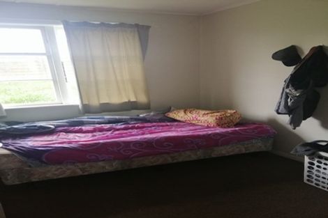 Photo of property in 3/24 Pomaria Road, Henderson, Auckland, 0610